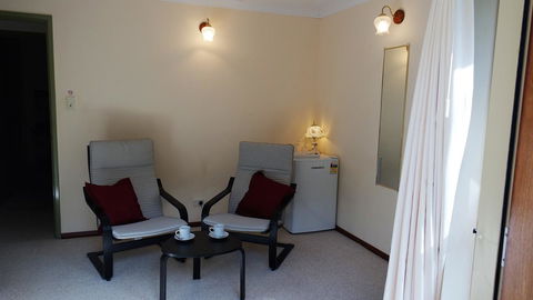 Eleebana Guest House - Accommodation Cooktown 3