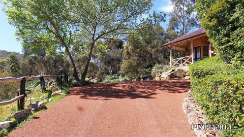 Eleebana Guest House - Accommodation Cooktown 15