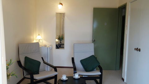 Eleebana Guest House - Accommodation Cooktown 6