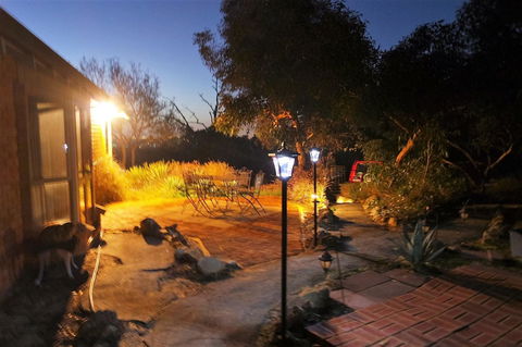 Eleebana Guest House - Accommodation Cooktown 35