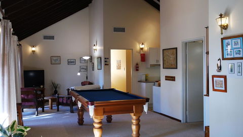 Eleebana Guest House - Accommodation Cooktown 24