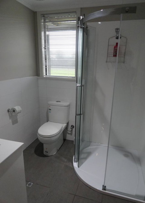 Windfall Estate Vineyard Cottage - Accommodation Cooktown 7