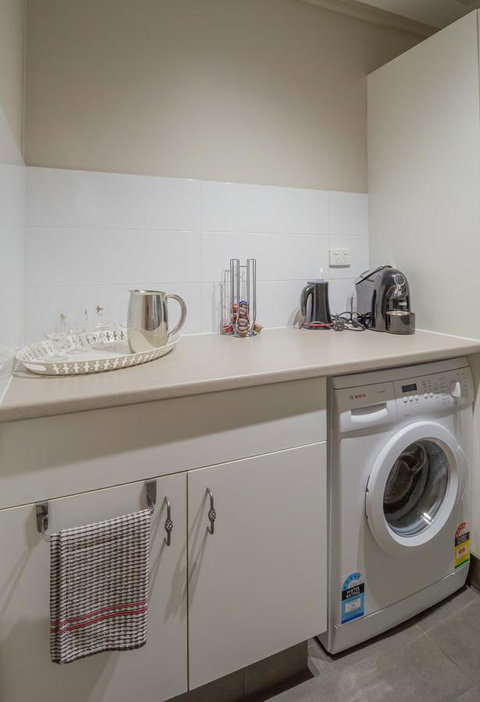 Windfall Estate Vineyard Cottage - Accommodation Cooktown 6