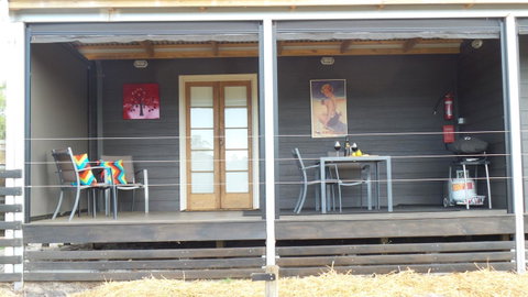 Windfall Estate Vineyard Cottage - Accommodation Cooktown 9