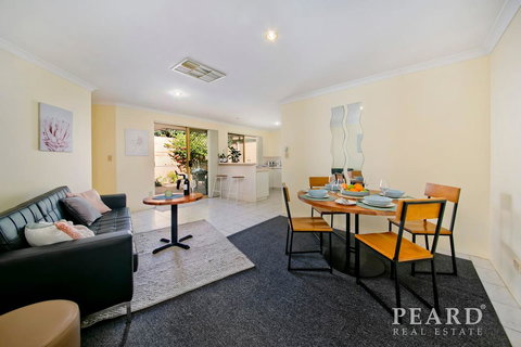 Scarborough Beach, Perth - Sun & Surf Villa - Accommodation Cooktown 11