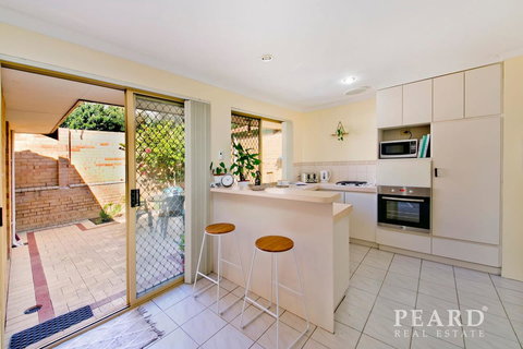 Scarborough Beach, Perth - Sun & Surf Villa - Accommodation Cooktown 27