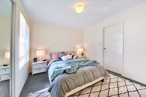 Scarborough Beach, Perth - Sun & Surf Villa - Accommodation Cooktown 1