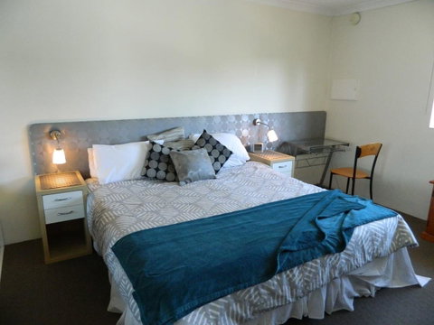 Riverside - Accommodation Cooktown 1
