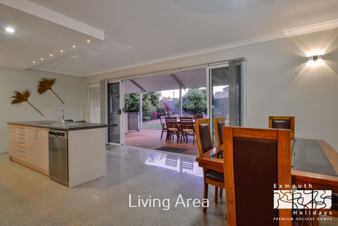 13 Learmonth Street - Close To Town Centre - Accommodation Cooktown 5