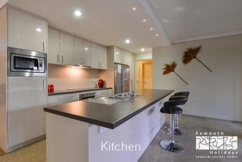 13 Learmonth Street - Close To Town Centre - Accommodation Cooktown 3