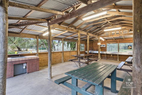 Gracetown Caravan Park - Accommodation Cooktown 2
