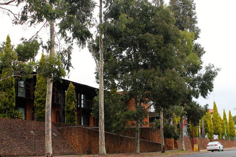 The Pemberton Hotel - Accommodation Cooktown 25