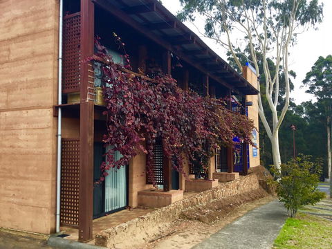 The Pemberton Hotel - Accommodation Cooktown 12