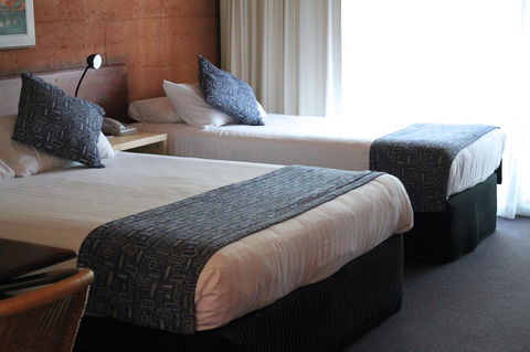 The Pemberton Hotel - Accommodation Cooktown 14