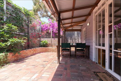Laneway Studio, Heart Of Fremantle - Accommodation Cooktown 7