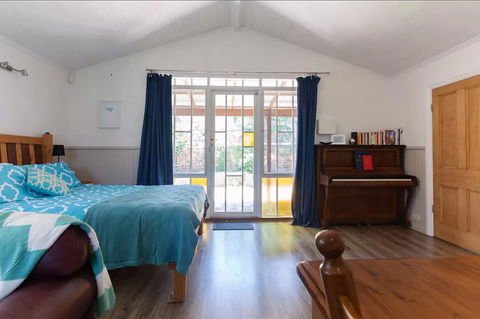 Laneway Studio, Heart Of Fremantle - Accommodation Cooktown 3