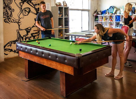 The Hive Hostel - Traveler Friendly, Passport Only - Accommodation Cooktown 0