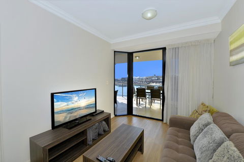 Dolphin Quay Apartments - Accommodation Cooktown 2