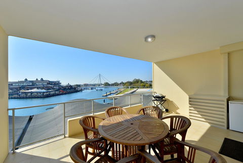 Dolphin Quay Apartments - Accommodation Cooktown 15