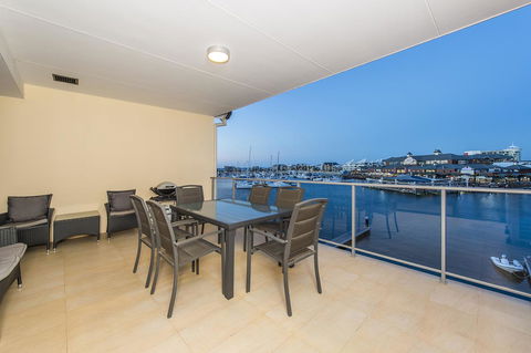 Dolphin Quay Apartments - Accommodation Cooktown 21