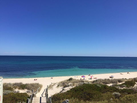 Cottesloe Beach On Napier - Accommodation Cooktown 12