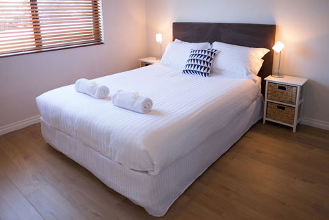 Cottesloe Beach On Napier - Accommodation Cooktown 11