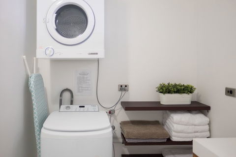 Cottesloe Beach On Napier - Accommodation Cooktown 15