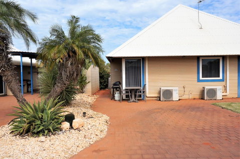 Osprey Holiday Village Unit 213 1 Bedroom - Accommodation Cooktown 0