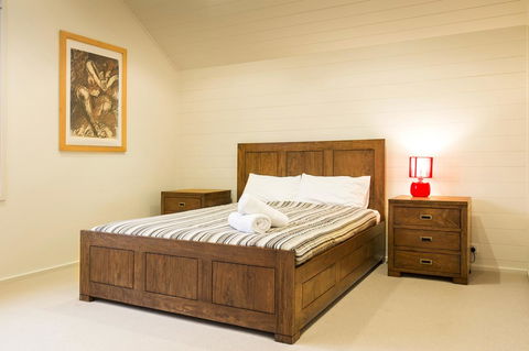Arthouse - Accommodation Cooktown 15