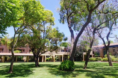 Trinity On Hampden - Accommodation Cooktown 7