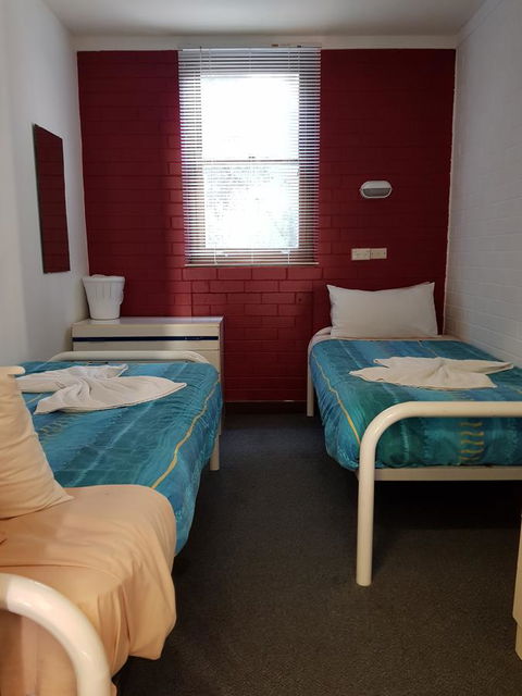 Townsend Lodge - Accommodation Cooktown 5