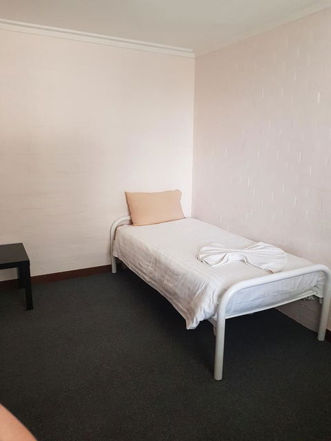 Townsend Lodge - Accommodation Cooktown 21