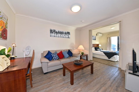 Inner Perth CBD 1X1 Apartment: 605451 - Accommodation Cooktown 6