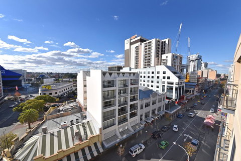 Inner Perth CBD 1X1 Apartment: 605451 - Accommodation Cooktown 19