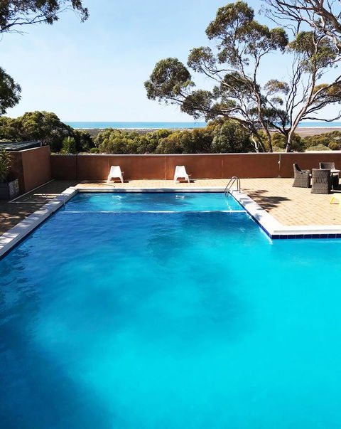 EUCLA MOTOR HOTEL - Accommodation Cooktown 37