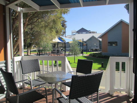 Mandurah Ocean Marina Chalets - Accommodation Cooktown 40