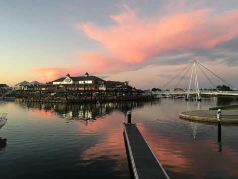Mandurah Ocean Marina Chalets - Accommodation Cooktown 3