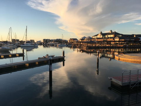 Mandurah Ocean Marina Chalets - Accommodation Cooktown 2