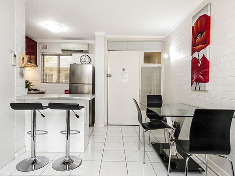 Rosalie 02 - Accommodation Cooktown 2