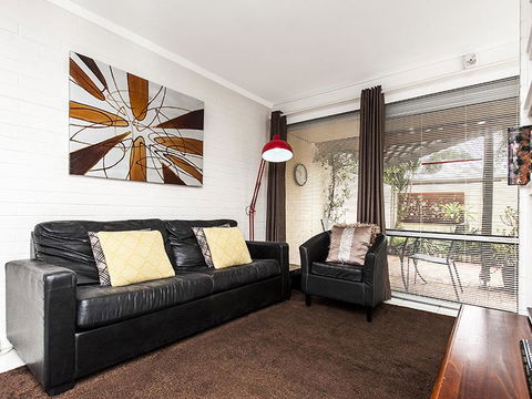 Rosalie 02 - Accommodation Cooktown 6