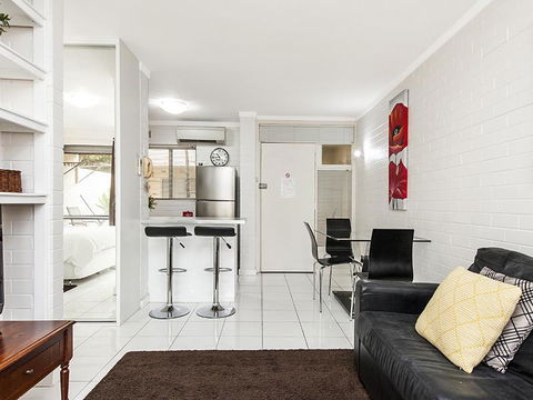 Rosalie 02 - Accommodation Cooktown 7
