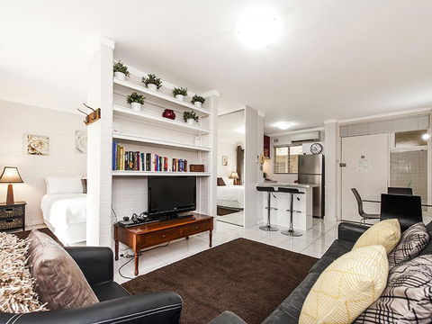 Rosalie 02 - Accommodation Cooktown 8