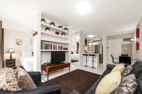 Rosalie 02 - Accommodation Cooktown 0