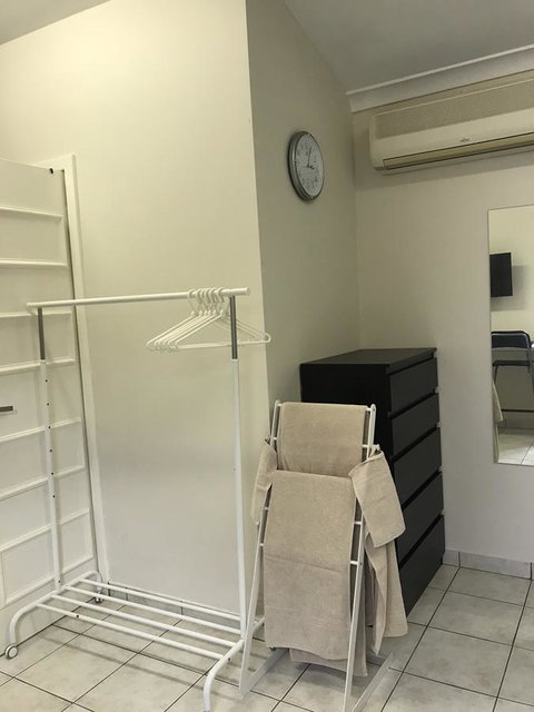 Susan Yong's Studio - Accommodation Cooktown 16