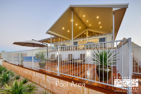 27 Kestrel Place - With Pool And Jetty - Accommodation Cooktown 20