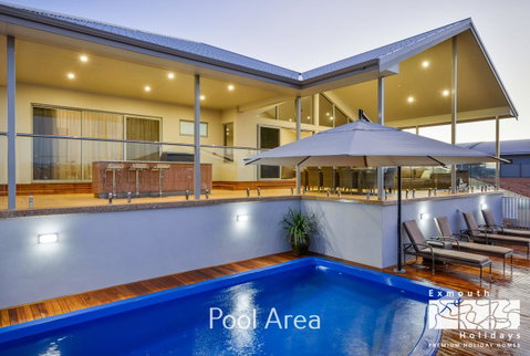27 Kestrel Place - With Pool And Jetty - Accommodation Cooktown 0