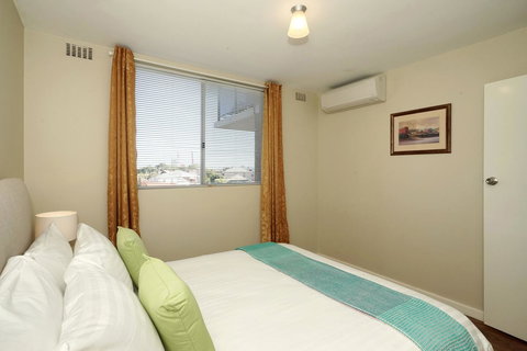Freo Apartment - Accommodation Cooktown 5