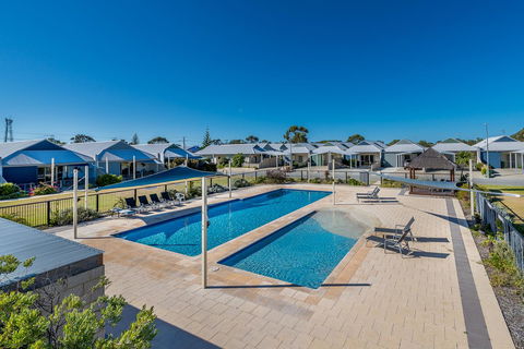 Seafront Unit 60 - Accommodation Cooktown 9