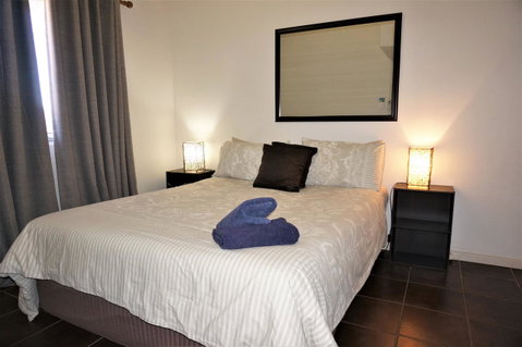 Osprey Holiday Village Unit 113 2 Bedroom - Accommodation Cooktown 8