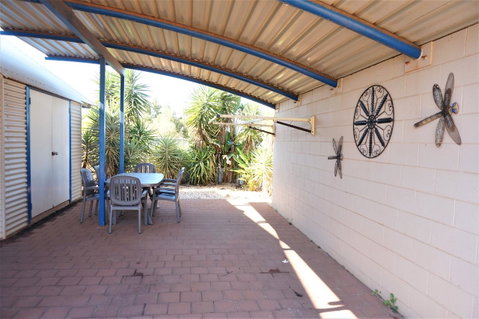 Osprey Holiday Village Unit 113 2 Bedroom - Accommodation Cooktown 12